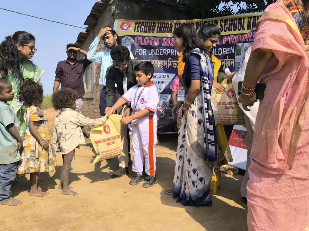 Cloth Distribution